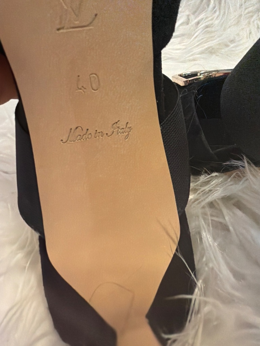 Louis Vuitton heels - Picture 2 of 2